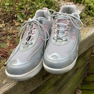 Ryn Rocker Sole Sneakers